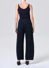 Load image into Gallery viewer, Low Curve Crop Jean - Crushed