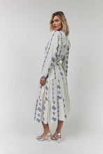 Load image into Gallery viewer, Nicky Shirt - Creme/Blue