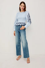 Load image into Gallery viewer, Tabi Top - Blue Bird
