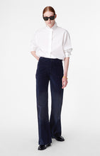Load image into Gallery viewer, Dompay Pants - Navy Corduroy
