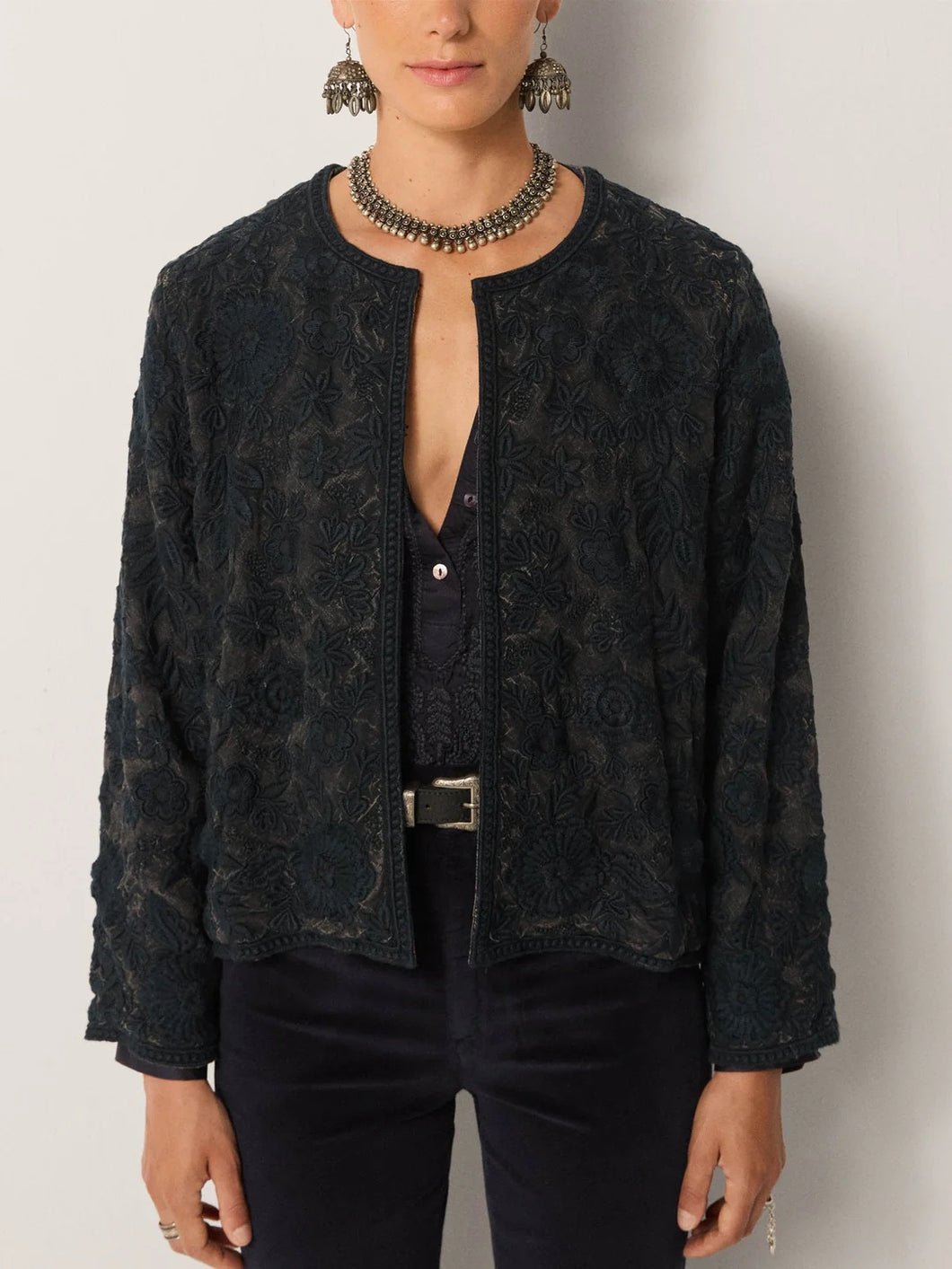 Maison Hotel, Balani Jacket, Dark Blue,day jacket, navy blue, Chiswick, womenswear, Aprilmae, new season, Spanish brand, women’s fashion, brand new autumn 2025, casual wear west London 