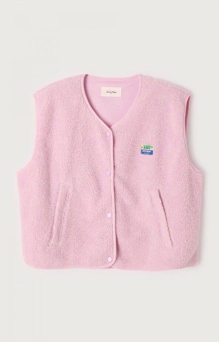 A pink fleece gilet with snap button closure, zip pockets, and an American Vintage patch logo on the left chest area. Hoktown hooded fleece by American Vintage in light pink. Available at aprilmae - a womenswear boutique located in Chiswick west London specialising in contemporary, everyday clothing for women.  Visit our shop on Devonshire Road W4 for the latest arrivals from brands including Rains, Rails, Bellerose, Bonte, Vanessa Bruno, Hartford and Colorful Standard.