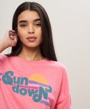 Load image into Gallery viewer, Sun Down Light Sweatshirt - Pink
