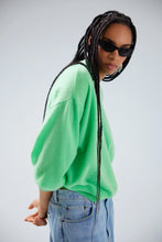 Load image into Gallery viewer, Miley Boyfriend Crew - Turtle
