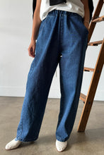 Load image into Gallery viewer, Long Arc Pants - Blue Denim

