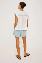Load image into Gallery viewer, Willow Top - White
