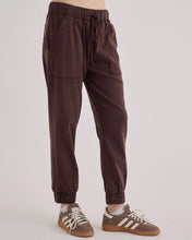 Load image into Gallery viewer, Pocket Jogger - Chestnut Brown
