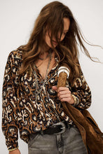 Load image into Gallery viewer, Onada Blouse
