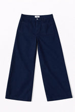 Load image into Gallery viewer, Lucia Crop Pant - Navy
