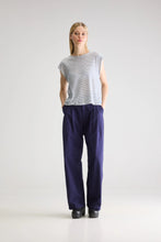 Load image into Gallery viewer, Vlyn T-Shirt - Stripe

