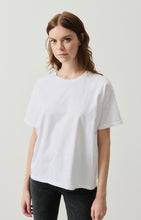 Load image into Gallery viewer, Fizvalley T-Shirt - White
