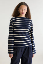 Load image into Gallery viewer, Fonsy T-Shirt - Navy Stripe
