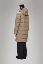 Load image into Gallery viewer, Alta Puffer - Beige
