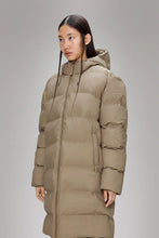 Load image into Gallery viewer, Alta Puffer - Beige
