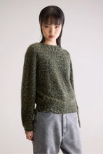 Load image into Gallery viewer, Dioal Leopard Print Sweater - Olive
