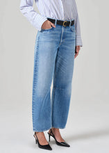Load image into Gallery viewer, The Miro jean by Citizens of Humanity is a tapered take on the barrel leg silhouette. Shown in faded blue with a vintage hand feel. Available at aprilmae - a womenswear boutique located in Chiswick west London specialising in contemporary, everyday clothing for women.  Visit our shop on Devonshire Road W4 for the latest arrivals from brands including Rains, Rails, Bellerose, Bonte, Vanessa Bruno, Hartford and Colorful Standard.
