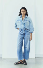 Load image into Gallery viewer, The Miro jean by Citizens of Humanity is a tapered take on the barrel leg silhouette. Shown in faded blue with a vintage hand feel. Available at aprilmae - a womenswear boutique located in Chiswick west London specialising in contemporary, everyday clothing for women.  Visit our shop on Devonshire Road W4 for the latest arrivals from brands including Rains, Rails, Bellerose, Bonte, Vanessa Bruno, Hartford and Colorful Standard.
