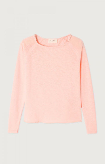 Pink long-sleeve top on a light gray background. The Sonoma long sleeve T-shirt from American Vintage looks great on its own or layered. It is made from a heavyweight authentic slub cotton and is soft and warm. Featuring raw edge detailing, the Sonoma has a laid-back vibe. Available at aprilmae - a womenswear boutique located in Chiswick west London specialising in contemporary, everyday clothing for women.  Visit our shop on Devonshire Road W4 for the latest arrivals.