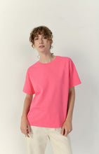 Load image into Gallery viewer, Fizvalley T-Shirt - Rose Fluo
