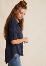 Load image into Gallery viewer, The Split Back Button Down Shirt is Bella Dahl&#39;s signature button down. Designed with two front pockets, a split back detail and long sleeves with roll tab, this shirt is perfect for everyday wear. Aprilmae contemporary designer womenswear in Chiswick.
