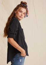 Load image into Gallery viewer, The Split Back Button Down Shirt is Bella Dahl&#39;s signature button down. Designed with two front pockets, a split back detail and long sleeves with roll tab, this shirt is perfect for everyday wear. Aprilmae contemporary designer womenswear in Chiswick.
