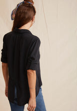 Load image into Gallery viewer, The Split Back Button Down Shirt is Bella Dahl&#39;s signature button down. Designed with two front pockets, a split back detail and long sleeves with roll tab, this shirt is perfect for everyday wear. Aprilmae contemporary designer womenswear in Chiswick.
