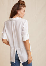 Load image into Gallery viewer, The Split Back Button Down Shirt is Bella Dahl&#39;s signature button down. Designed with two front pockets, a split back detail and long sleeves with roll tab, this shirt is perfect for everyday wear. Aprilmae contemporary designer womenswear in Chiswick.
